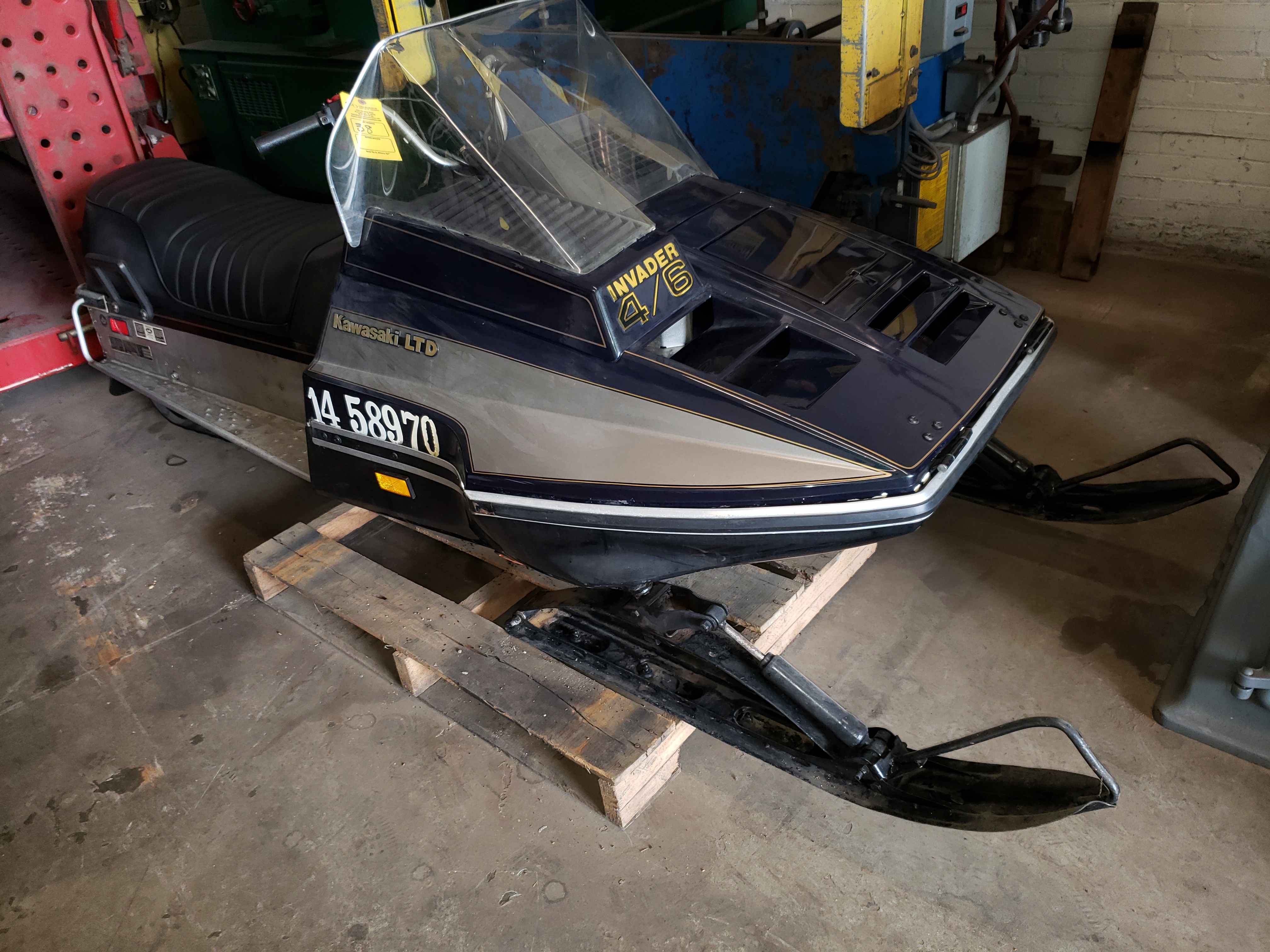 KAWASAKI LTD INVADER 4/6 SNOWMOBILE 1725 MILES SSS440B001229