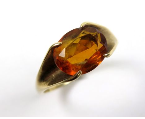 9ct Gold Ring set with oval Citrine size N weight 3.0 grams 