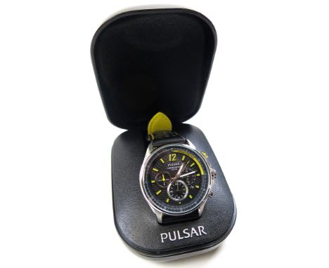 Gents Pulsar Chronometer 100m wiristwatch, cased as new