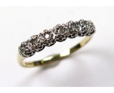 9ct Gold Ring set with CZ size L weight 1.3 grams