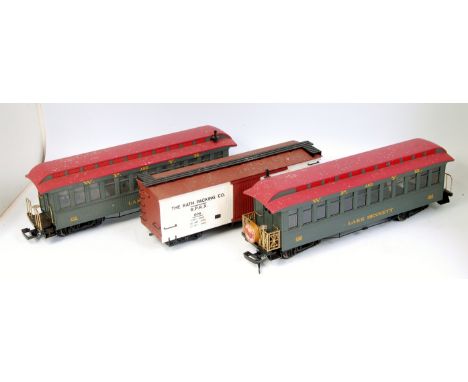 2x Bachmann G scale bogie American outline WP and YR coaches, 'Lake Spirit', No. 214 and 'Lake Bennett' No. 240 - both (G) wi