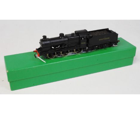 A whitemetal Finecast kit built Southern black 0-6-0 engine and tender No. 530 (P)