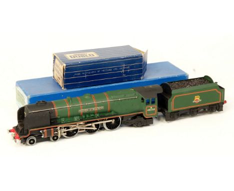A Hornby Dublo 3-rail BR green L12 'Duchess of Montrose' engine and tender with instructions (G-BG)