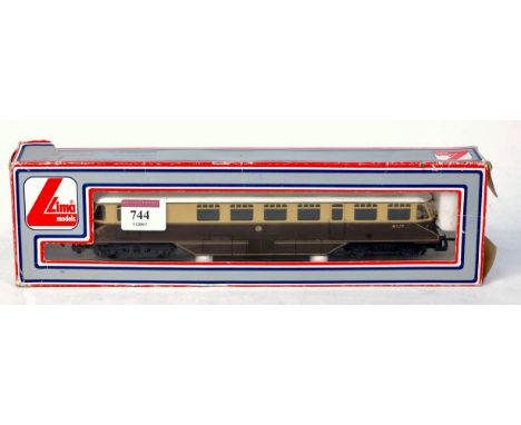 A Lima GWR brown cream 'Flying Banana' railcar No. 22 (G-BD)