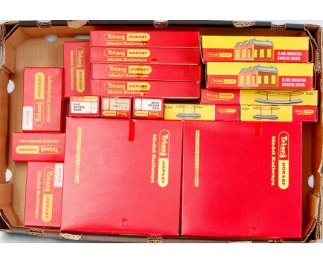 Triang 00 gauge Lineside and Railway Layout accessories group, all boxed, to include 4x R74 Station Roof Units,1x R585 Straig