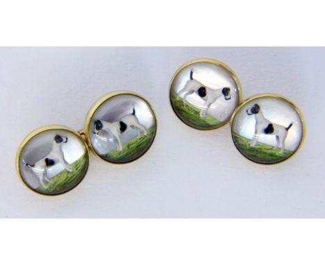   PAAR MANSCHETTENKNÖPFE  750/000 Gelbgold mit Bergkristall und Hundemotiv "Terrier". Brutto ca. 11,4g        A PAIR OF CUFFL