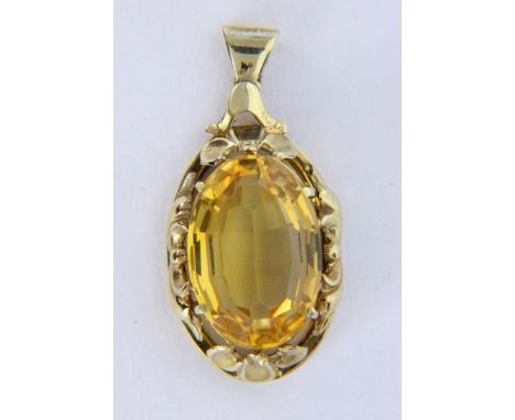   ANHÄNGER  585/000 Gelbgold mit Citrin. L.38mm, Brutto ca. 6,8g        A PENDANT 585/000 yellow gold with citrine. 38 cm lon