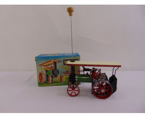 Mamod traction engine of customary form in original packaging