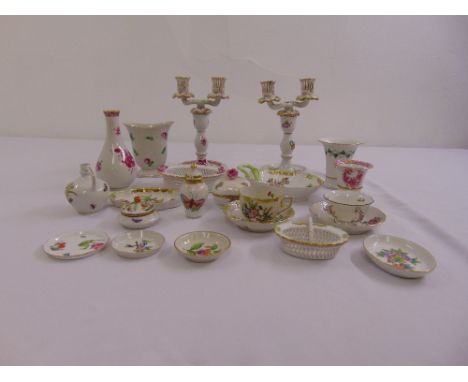 A quantity of Herend pieces to include a pair of two light candelabra, vase, cups and saucers and a bonbon basket (21)