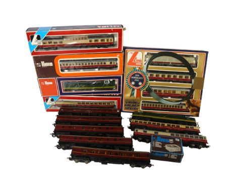 LIMA - a quantity of OO gauge locomotives, carriages and other boxed items, some loose and some boxed items, including a OO g