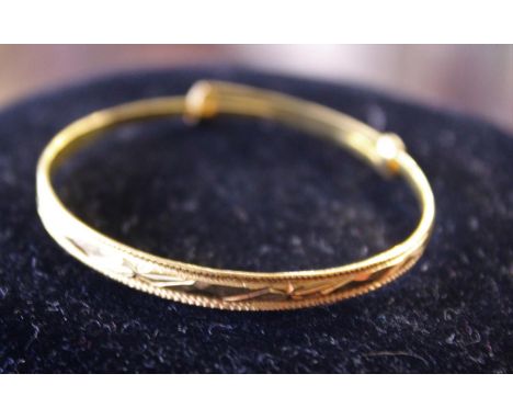 A 22ct gold child's bangle 3.55g&nbsp;