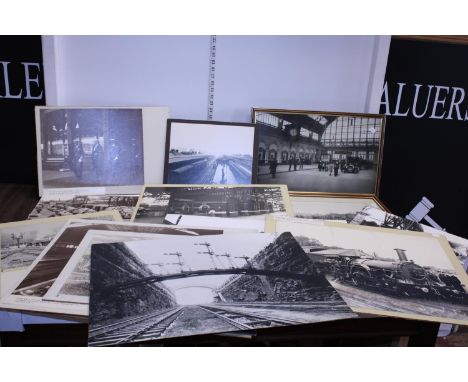 A job lot of assorted steam engine prints and ephemera. Shipping unavailable 
