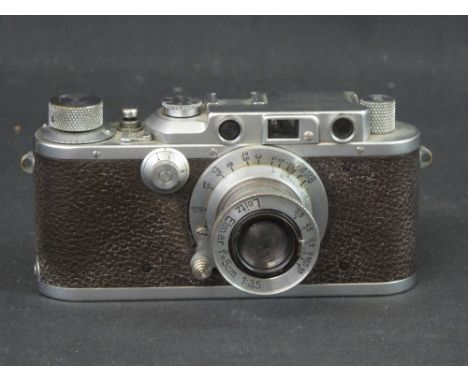 LEICA M III C RANGE FINDER CAMERA with Leitz Elmar F5 3.5 lens, silver anodised body with red leather.  No.: 256370.   CONDIT