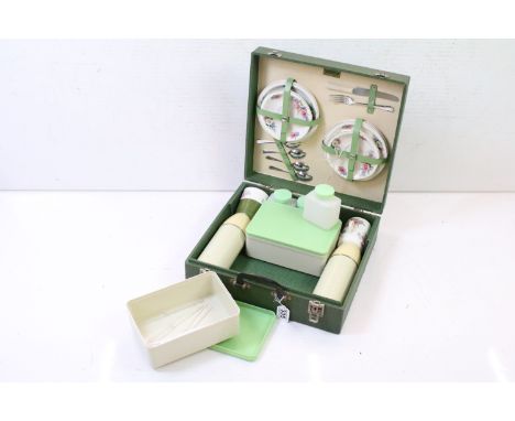 Brexton vintage picnic set, housing cups &amp; saucers, thermos flasks &amp; storage containers 