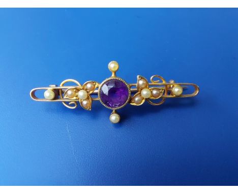 An amethyst &amp; pearl set '15ct' brooch, 1.6".