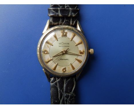 A gent's gold plated LeCoultre Master Mariner Automatic wrist watch with gold coloured dial and numerals, centre seconds, cas