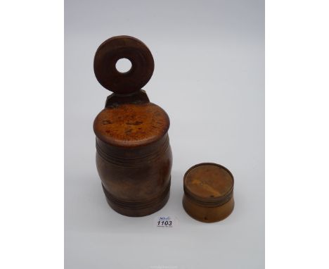 An 18th century barrel form salt box and a plain Georgian screw top treen pounce or snuff box.