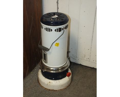 A VINTAGE ENAMEL PORTABLE BURNER