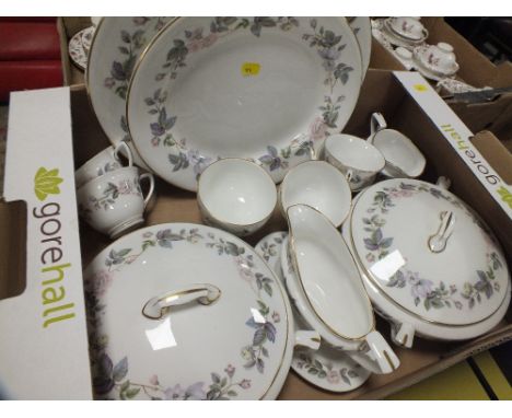 TWO TRAYS OF ROYAL WORCESTER JUNE GARLAND CHINA 
