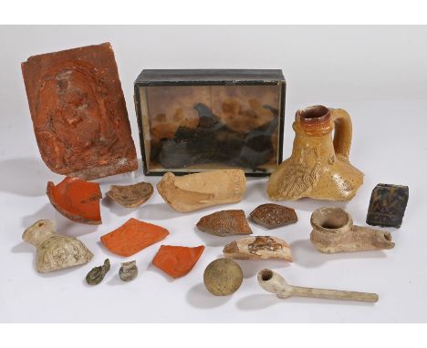 An interesting collection of finds, to include Bellarmine fragments from the 16th and 17th Centuries, Roman oil lamp fragment
