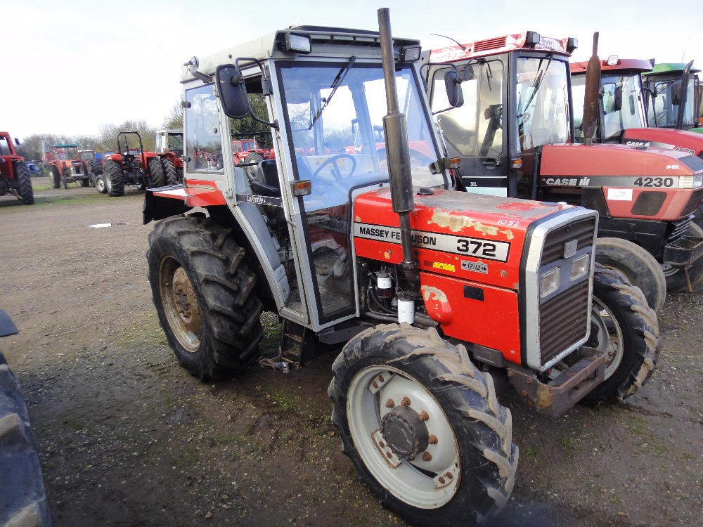 Massey Ferguson 372 4x4 Tractor Ser No D25412