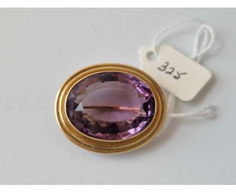 A Amethyst Gold Bar Brooch