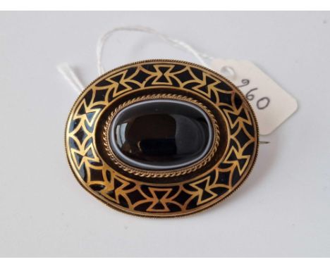A Victorian Banded Agate And Enamel Brooch With Memorial Locket Back 15Ct Gold 14.4 Gms