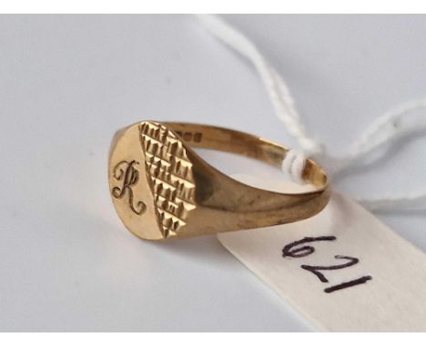 A Initial R Signet Ring 9Ct Size P 1.6 Gms