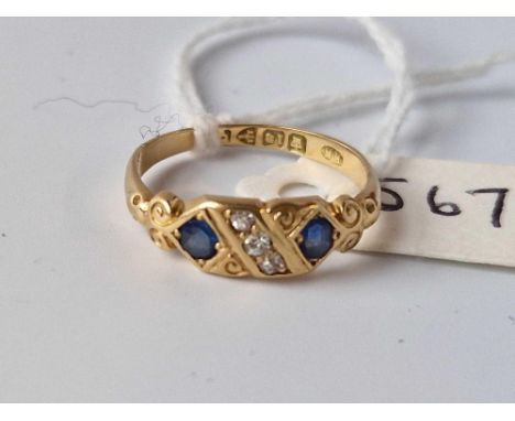 A Sapphire And Diamond Ring 18Ct Gold Size P 3 Gms