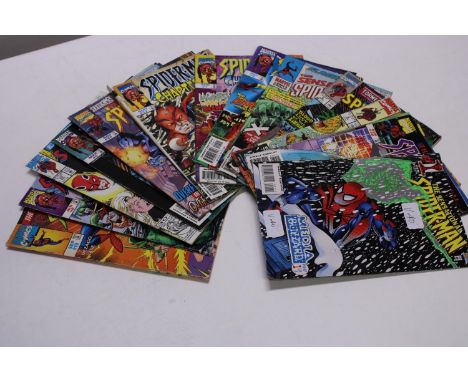 Twelve assorted vintage Spiderman comics 