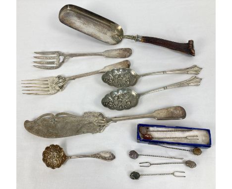 A collection of antique &amp; vintage silver plated cutlery items. To include a late 19th century Mappin &amp; Webb A1 plate 