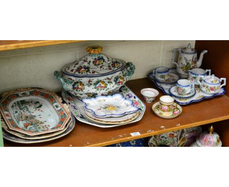 An 18th century Chinese octagonal meat dish (a.f.), a 19th century Spode porcelain cup and saucers, painted with flowers and 