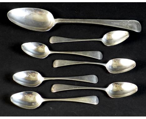 Seven pieces of George III Hanoverian pattern  silver flatware, comprising a table spoon, 22cm long, Richard Crossley, London