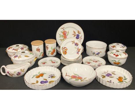 Royal Worcester Evesham tableware, including casserole dishes, souffle dish, quiche or flan dishes, storage jars, dinner plat