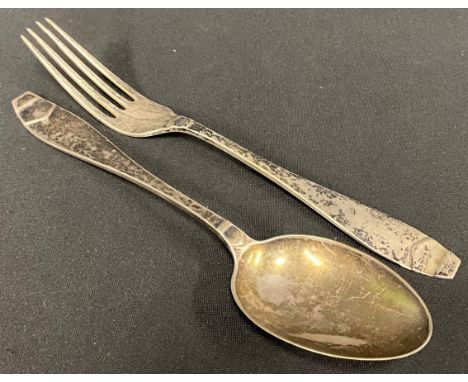 A Dutch Art Deco silver table spoon and fork, 127g