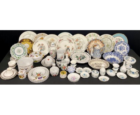 Ceramics - Wedgwood Clementine, including boxes, vases, candlesticks, etc; other Wedgwood, including Kutani Crane, Wild Straw