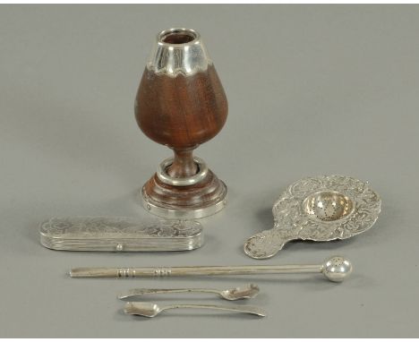 A 19th century Dutch silver snuff box, the lid with engraved strap work type decoration on a finely ribbed body, date mark fo