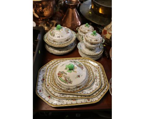 Copeland Spode Chelsea Pattern dinner service to include Meat Plates, Dinner plates and Tureens 