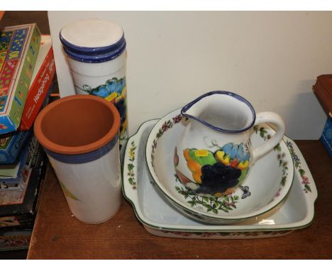Quantity of China to include Royal Worcester - Herbs 