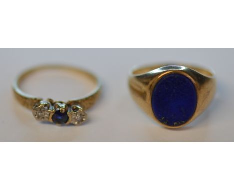 9ct gold signet ring set with lapis 5.2g &amp; 9ct gold ring with central sapphire &amp; diamond chips (cut) 1.8g