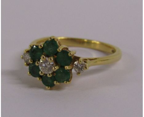 18ct gold emerald and diamond daisy ring with diamond shoulders - ring size O/P - total weight 4.8g