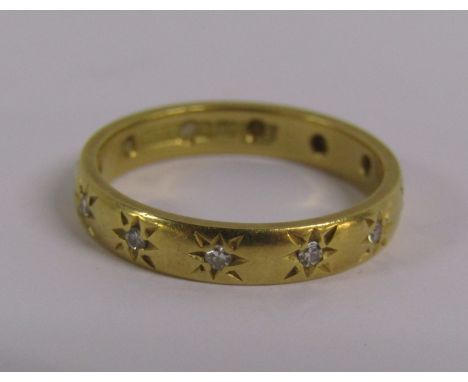 18ct gold and diamond chip eternity ring - ring size N - total weight 3.7g
