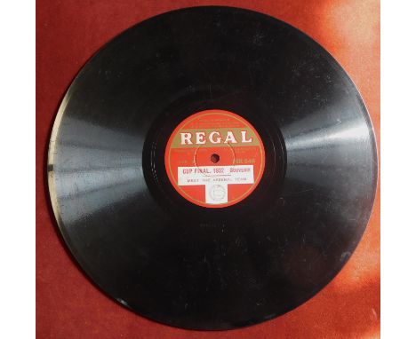 Cup Final, 1932 - Souvenir Shellac, 10" 78rpm Vinyl recording of The Arsenal Team &amp; The Newcastle Team players&nbsp;-&nbs