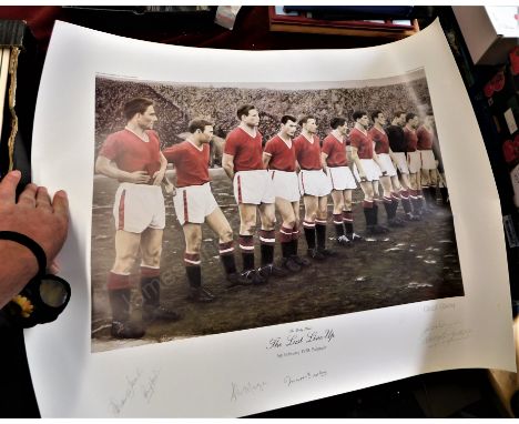 Limited edition coloured-in print of the Manchester United team on the pitch prior to the Red Star Belgrade European Cup matc
