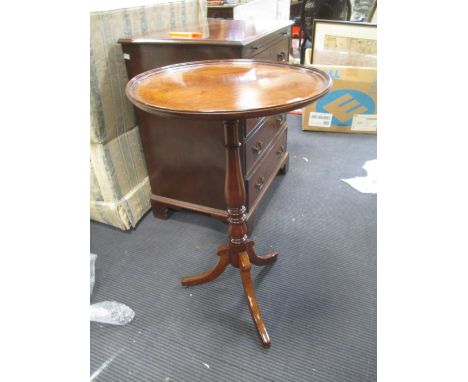 A Regency mahogany tray top tripod table  