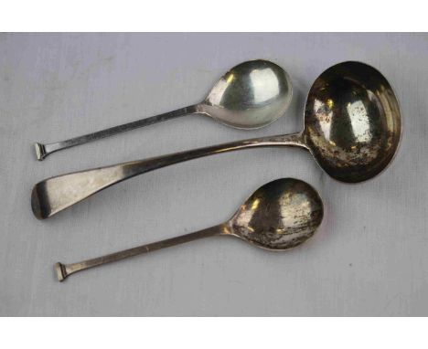 A pair of Arts and Crafts style silver teaspoons, stepped finials, makers William Hair Haseler, Birmingham 1933, length appro