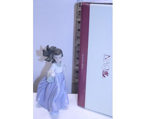 A boxed Nao figurine 