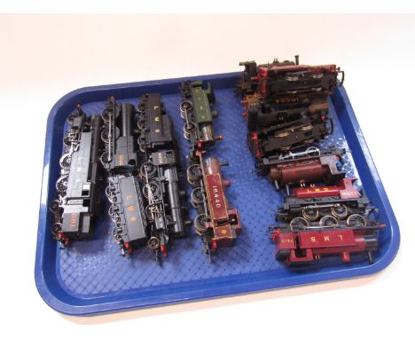 Hornby and Bachmann OO gauge locomotives, including a Bachmann 64XX class locomotive, Bachmann class 3F locomotive, Fairburn 