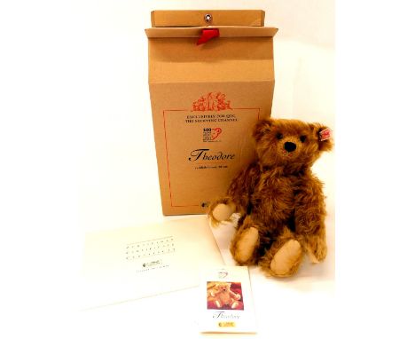 A Steiff mohair Teddy Bear Theodore, reddish blonde, 28cm, exclusively produced for QVC, boxed. 