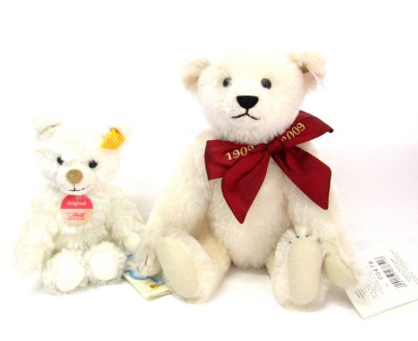 A Steiff Original Teddy Bear, and a Margaret Teddy Bear, No 00478. (2) 